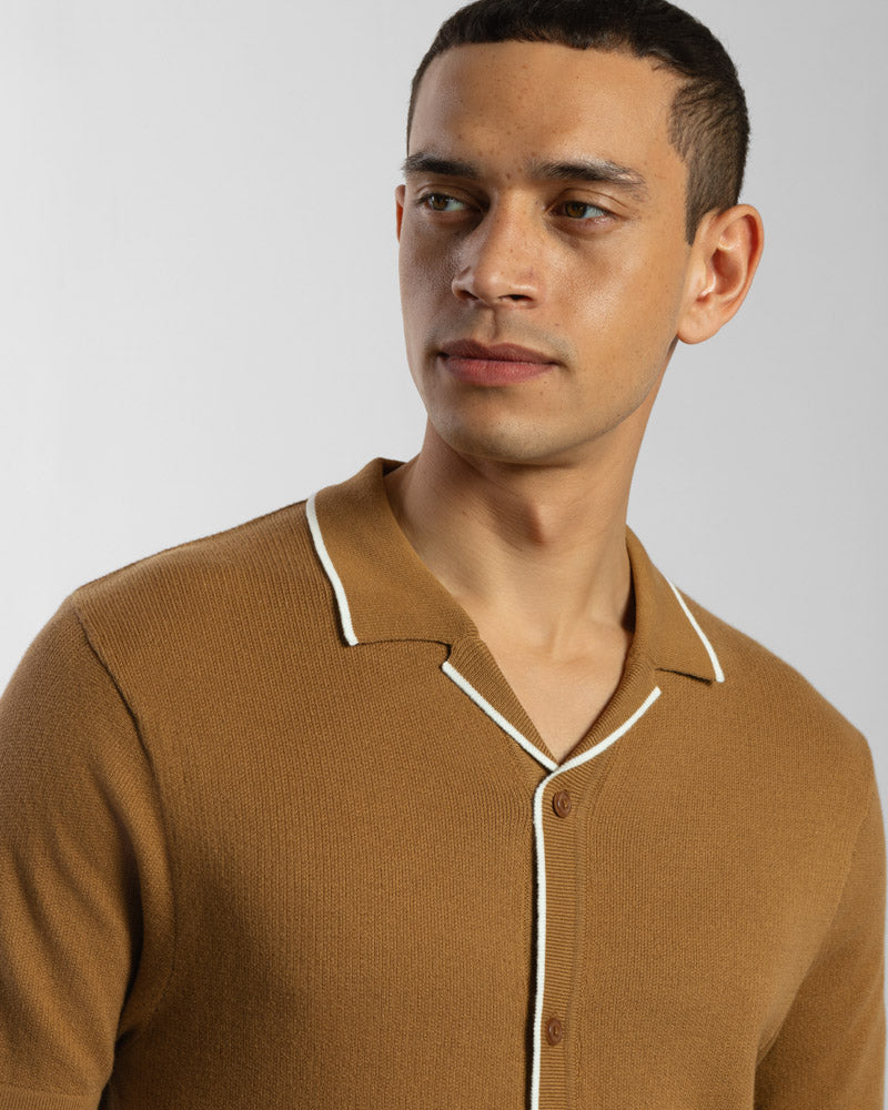 Knitted Short Sleeve Shirt With Contrast Tipping