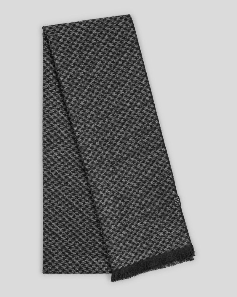 Steel & Jelly Men’s Scaynes Charcoal Geo Scarf
