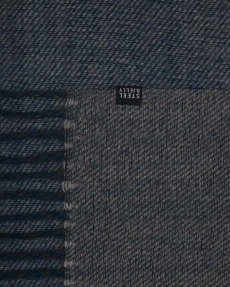 Steel & Jelly Men’s Rusper Navy & Charcoal Oversized Scarf
